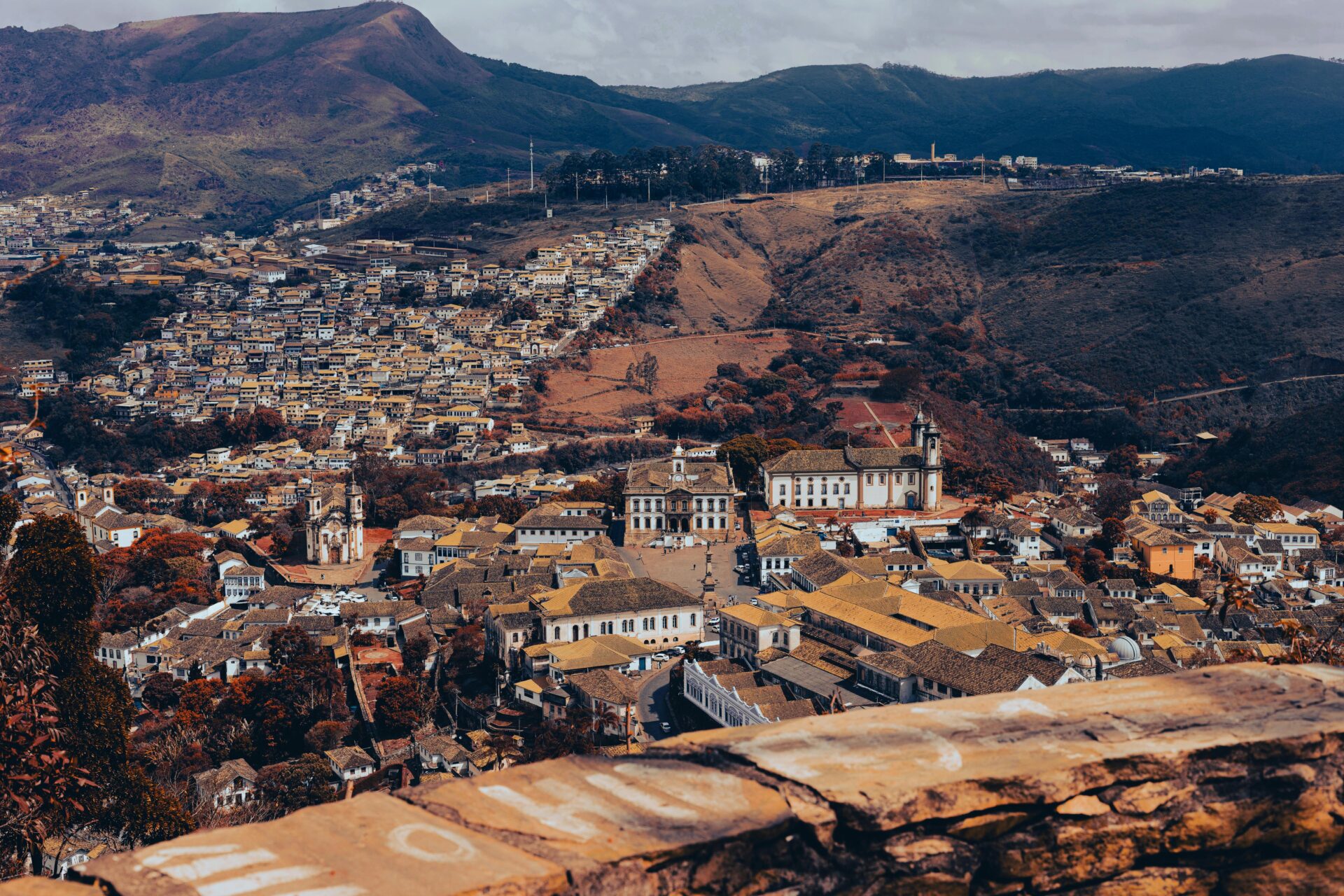 Ouro Preto/MG - Cidades brasileiras que você precisa conhecer. Ouro Preto é um dos melhores destinos nacionais em MG.
