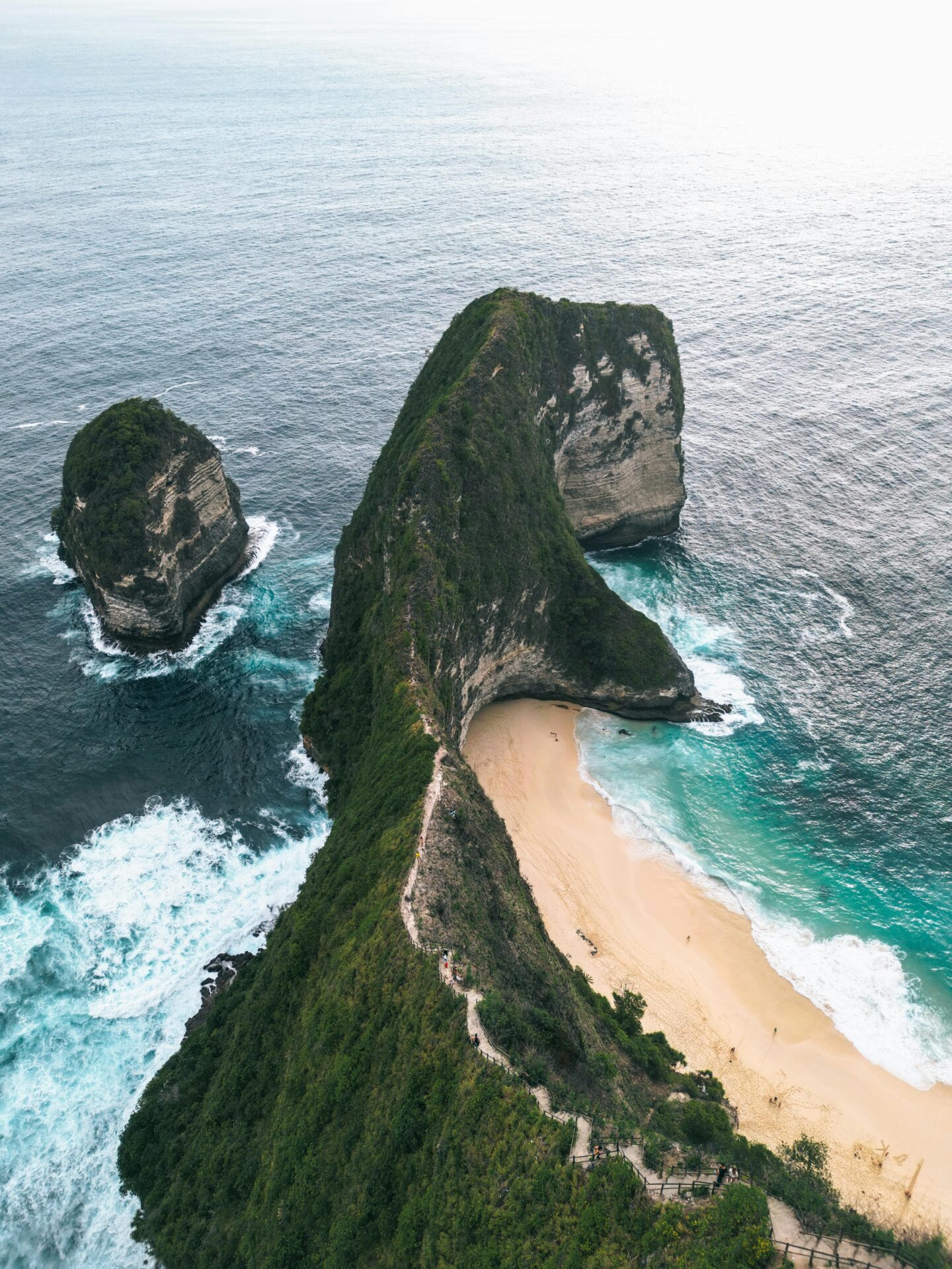 Kelingking Beach, Bali, Indonésia - as 31 praias mais lindas do mundo
