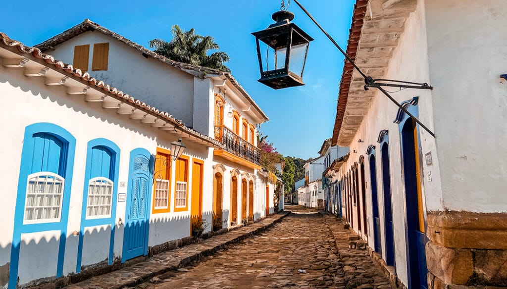 Vem conferir as 5 cidades lindas do Rio de Janeiro começando com Paraty