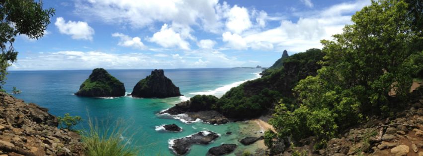 Praia Baía do Porco - Praia de Fernando de Noronha, em Pernambuco, Nordeste.
