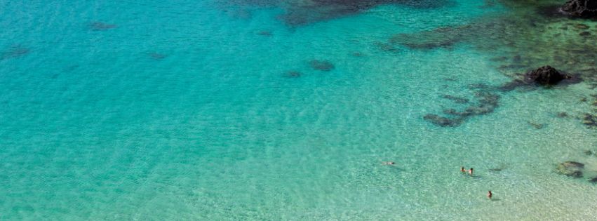 Praia Baía do Sancho, localizada em Fernando de Noronha - Pernambuco, Nordeste.