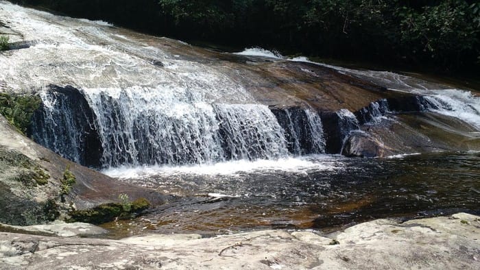 Cachoeira do Tombador em Ubatuba, considerada uma das mais belas da região