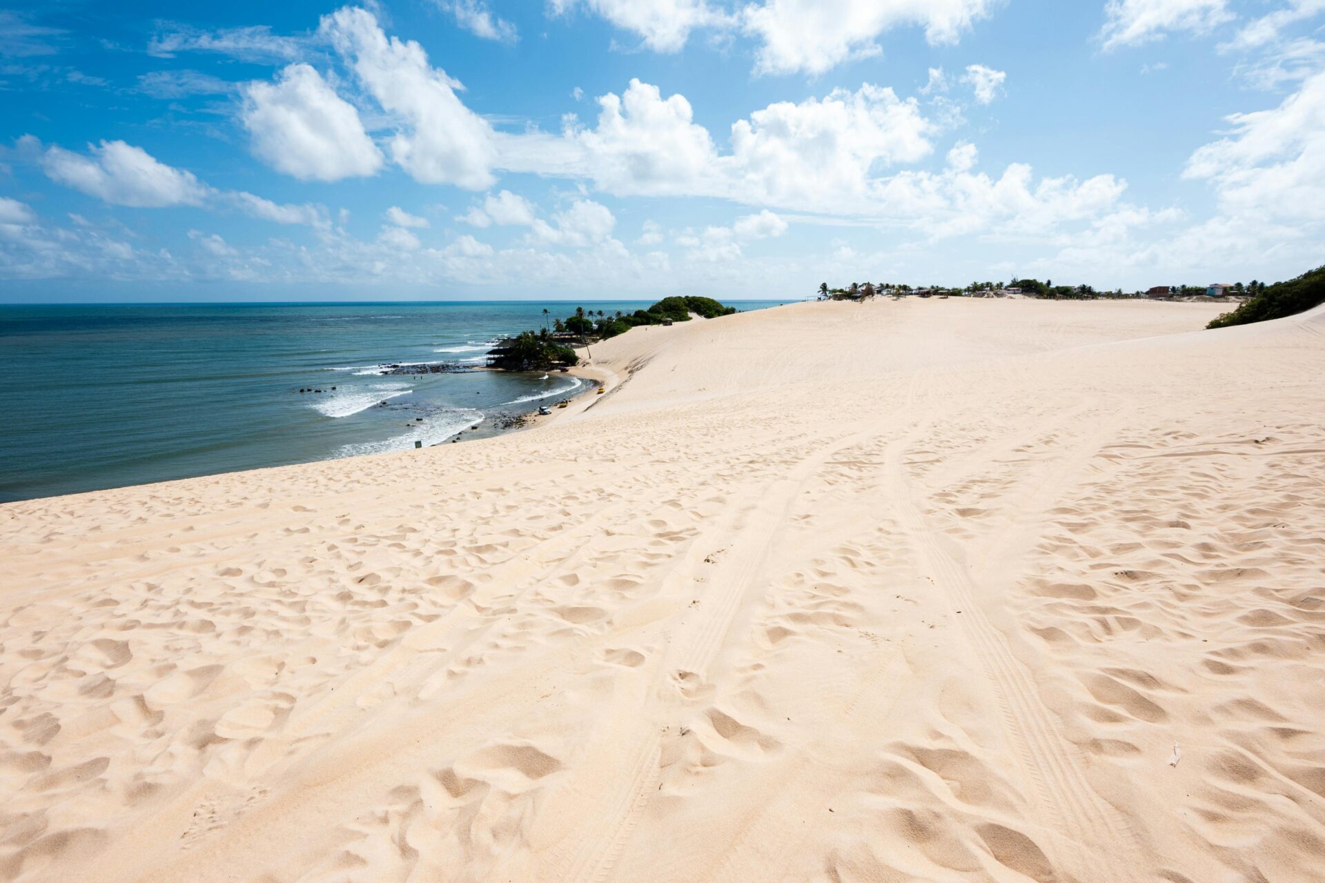 Famosa Praia de Genipabu, no Rio Grande do Norte - nordeste brasileiro