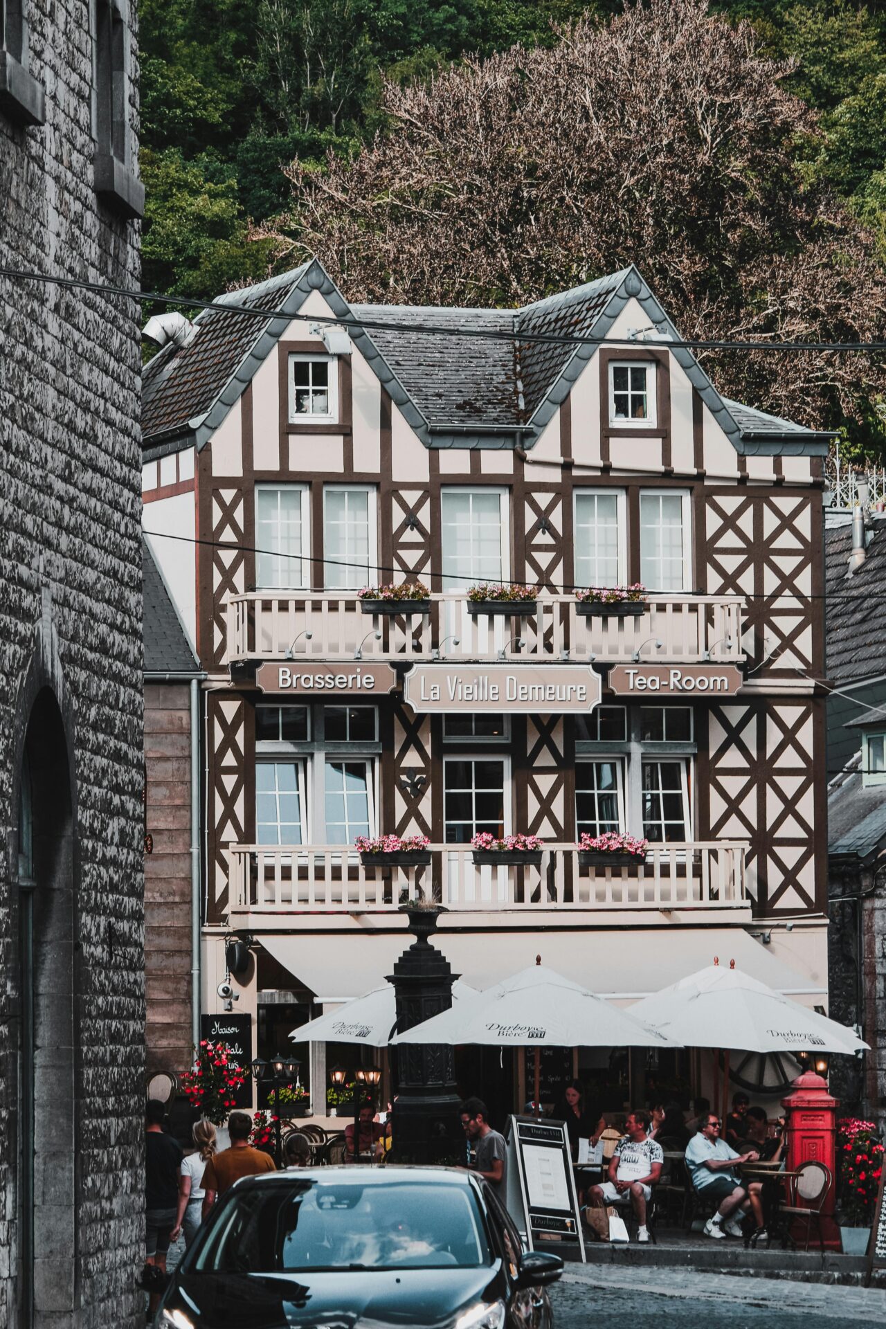 La Roche-en-Ardenne: uma das melhores cidades da Bélgica, Europa.