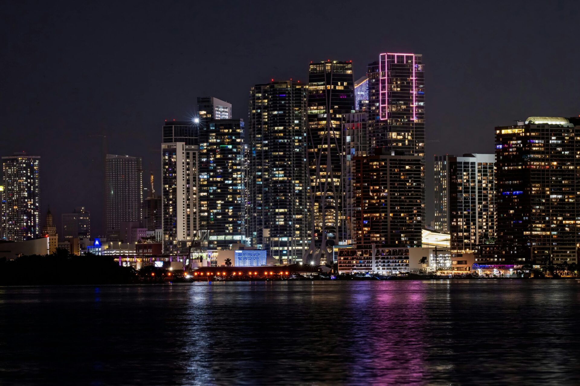Como ir de Miami para Orlando de Carro: 4 dicas incríveis. Saiba como funciona a viagem para Miami.
