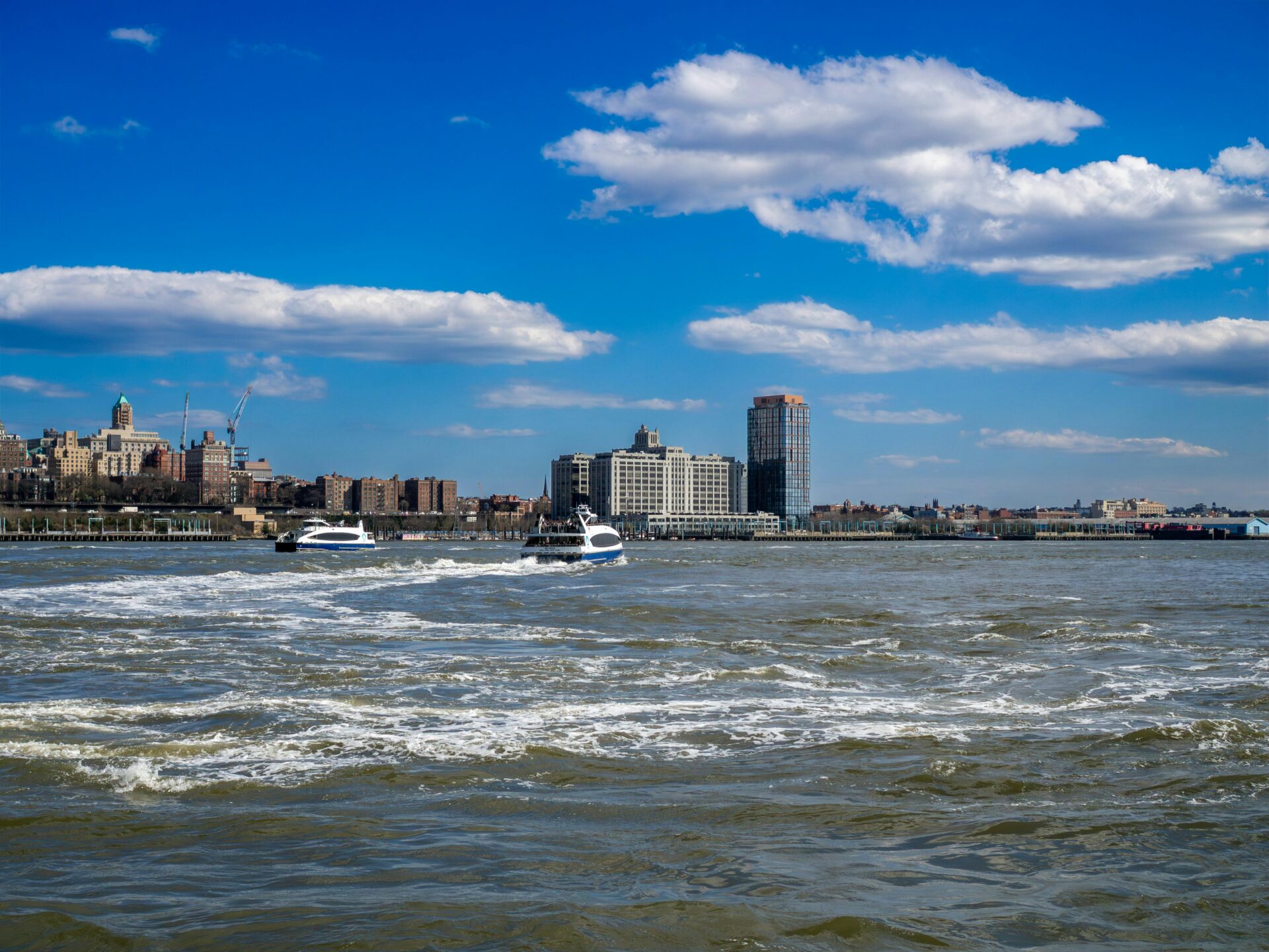 Caiaque no rio Hudson - passeios imperdíveis em Nova York