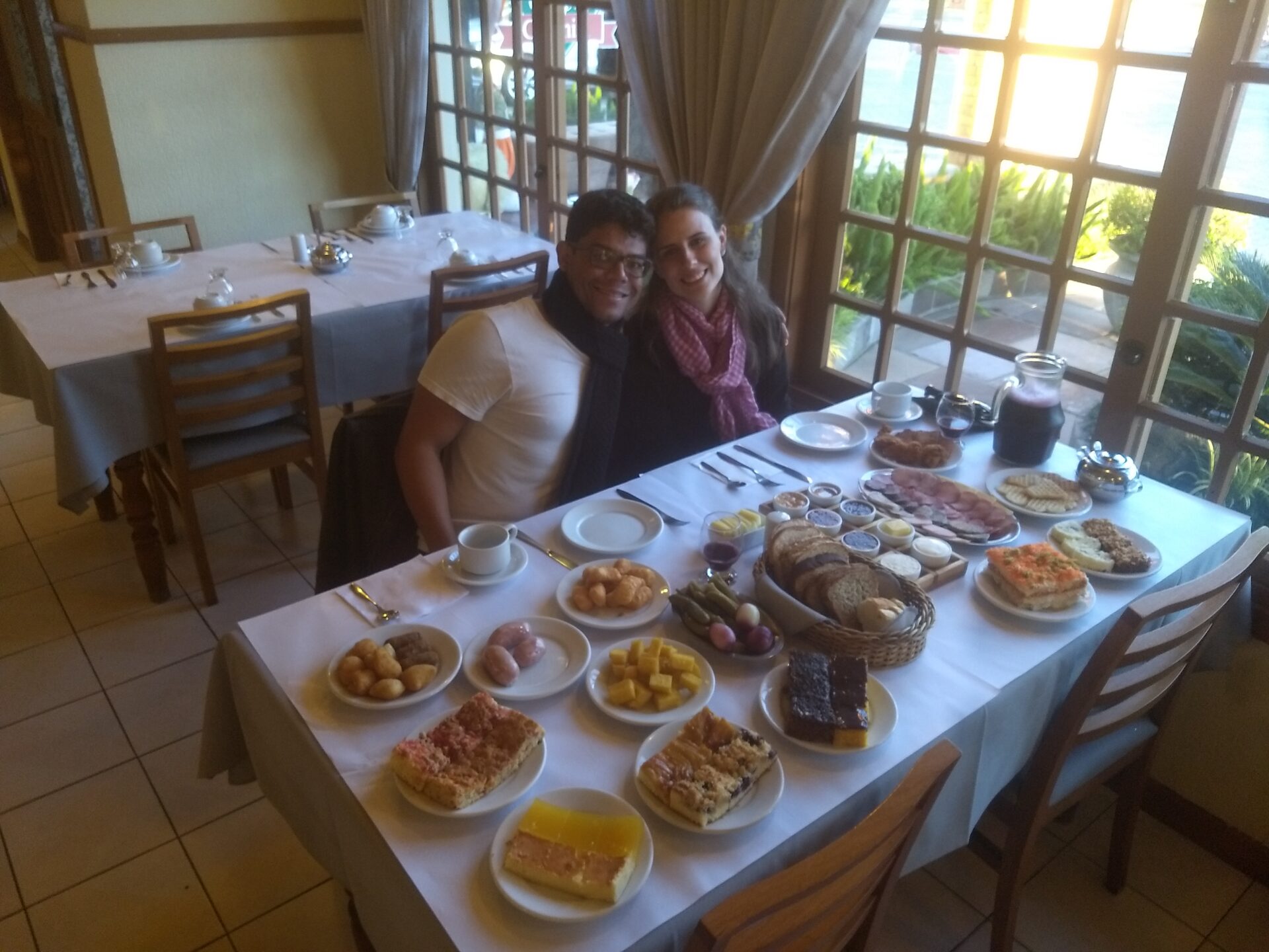 Onde comer em Gramado? Onde comer a noite em Gramado? O Café Colonial mais delicioso da cidade de Gramado.