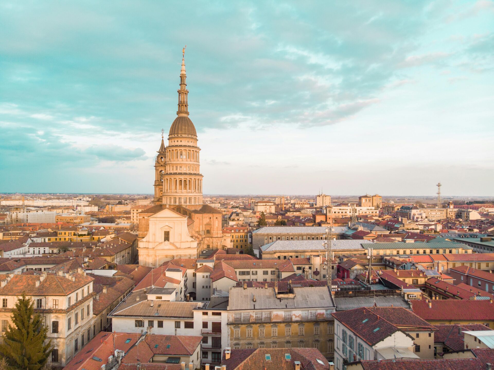Novara, um dos melhores destinos Europa para conhecer.