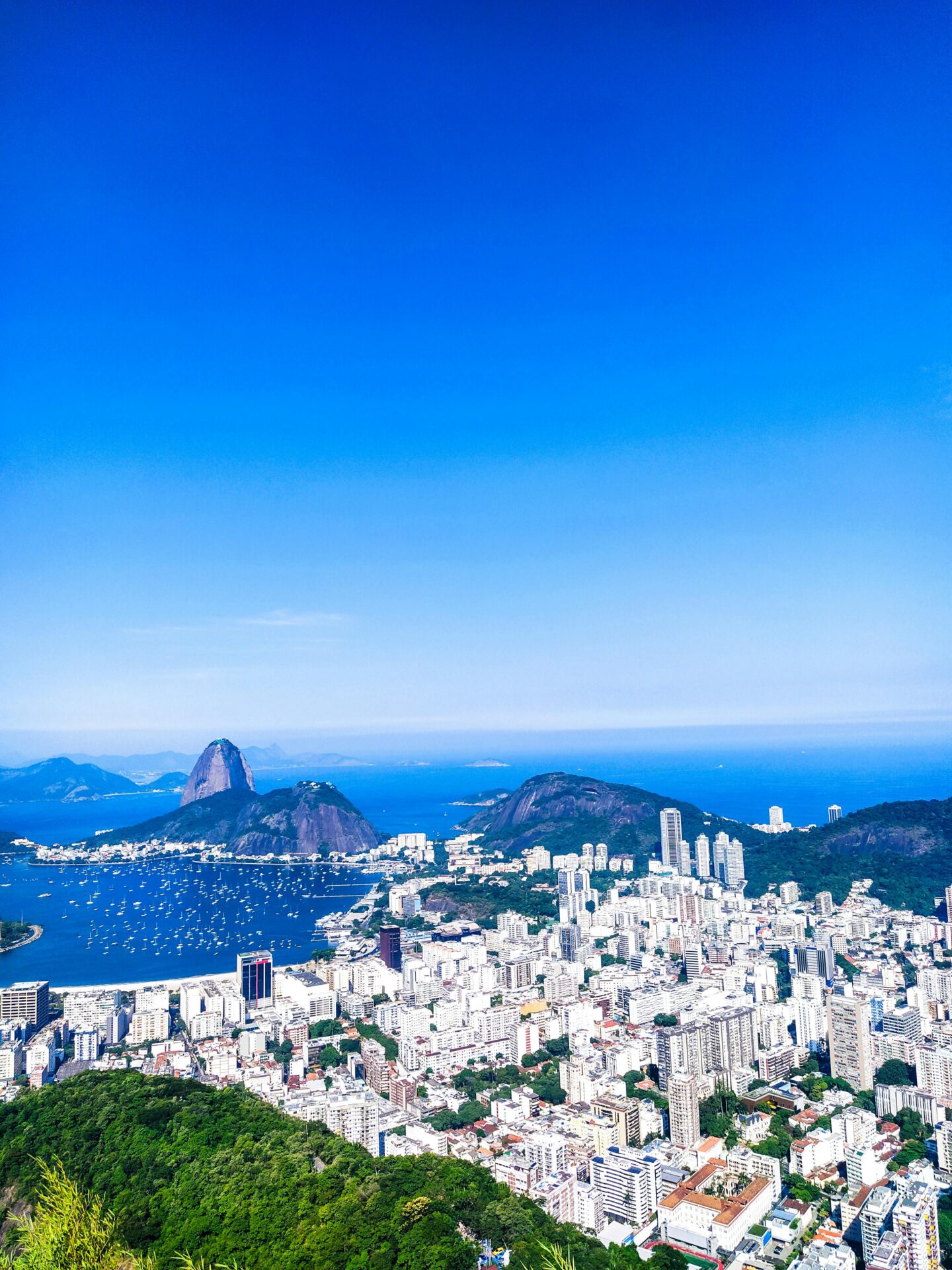 Guia de Rio de Janeiro: aproveite para viajar e conhecer a Cidade Maravilhosa, um dos destinos brasileiros baratos. Guia Rio de Janeiro.