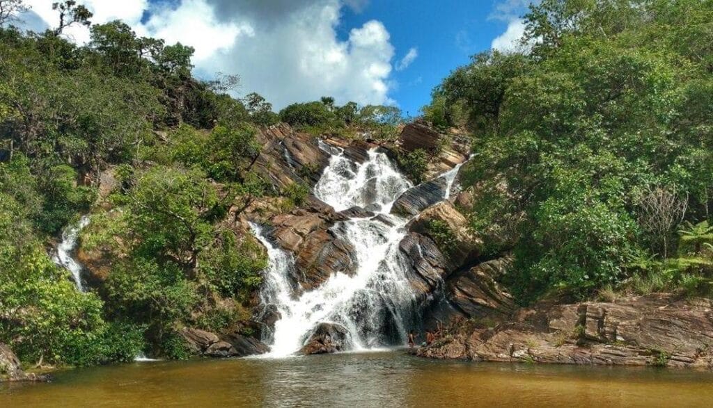 O que fazer em Pirenópolis? Uma das atrações imperdíveis são as maravilhosas cachoeiras.