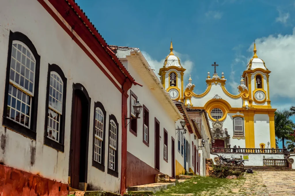 Guia de Tiradentes, cidadezinha charmosa em Minas Gerais