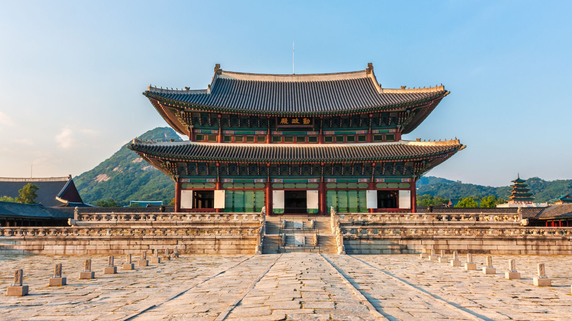 O que fazer em Seul? Confira quais as atrações turísticas que são imperdíveis e o que fazer na capital coreana que é uma das maiores metrópoles do mundo