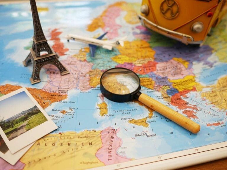 Vai pra Europa? O Seguro Viagem é obrigatório. Viaje em 2023 com segurança