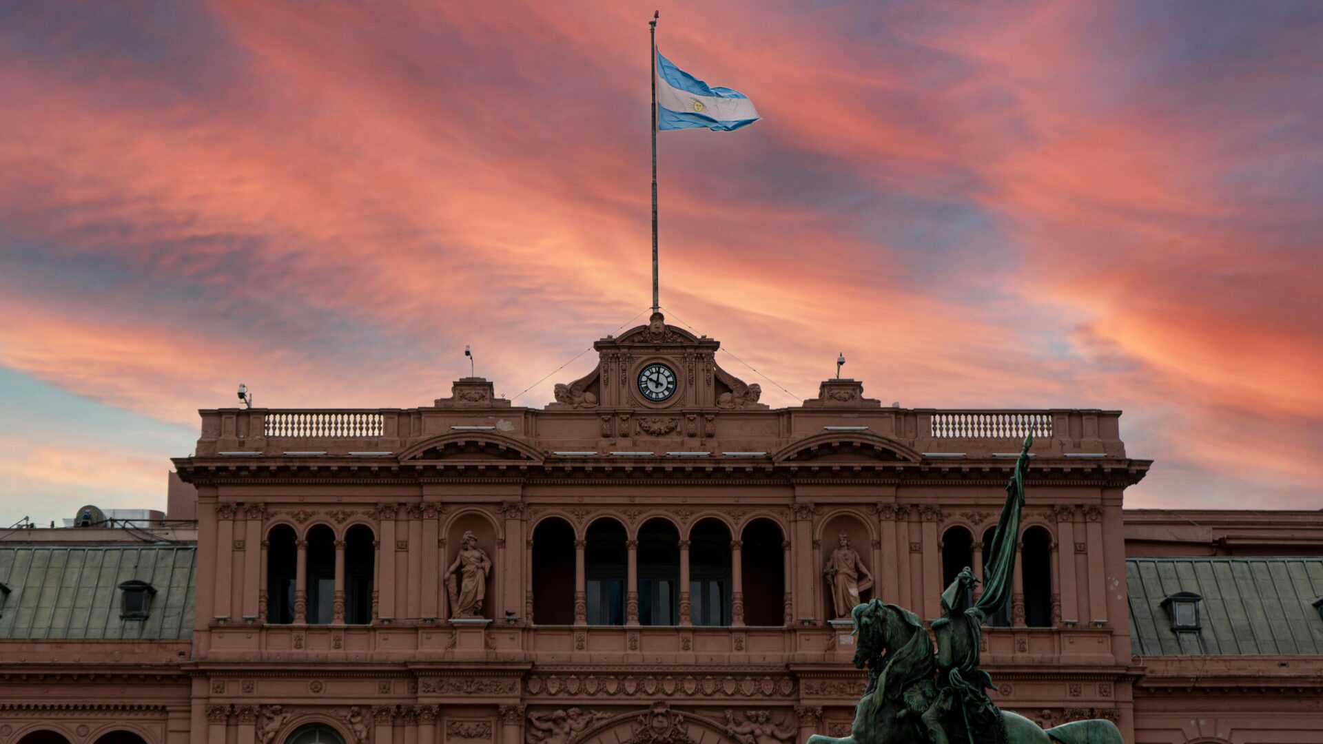 Casa Rosada, na Argentina - as 36 atrações turísticas mais icônicas de cada país