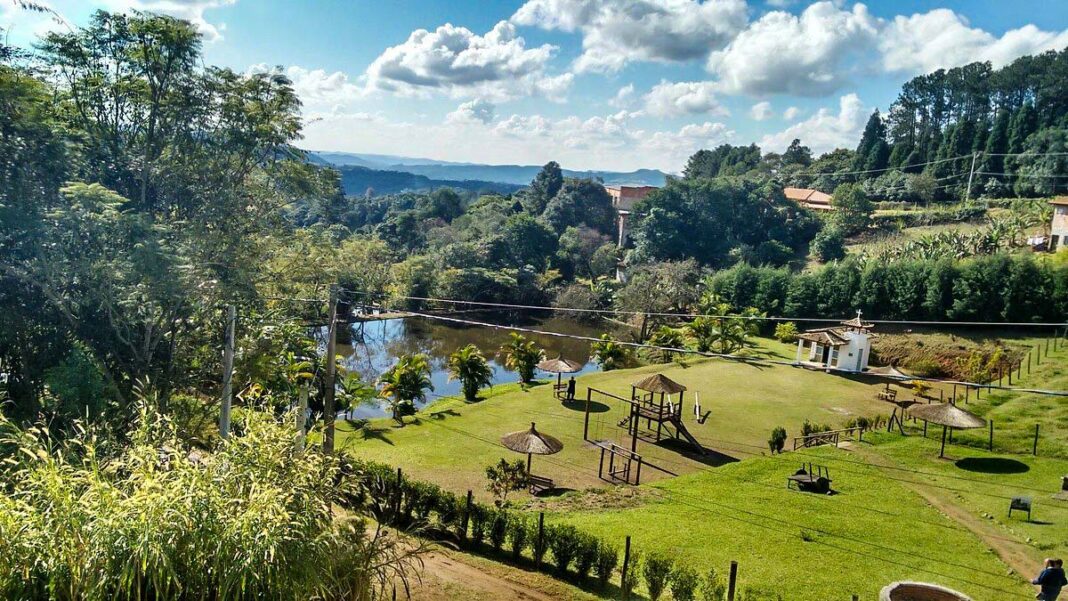 São Roque, cidade incrível para o fim do ano. Aproveite para curtir o reveillon em sao paulo.