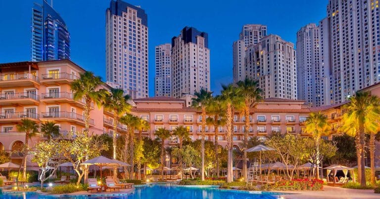 14 melhores hotéis de luxo no mundo: experiências exclusivas