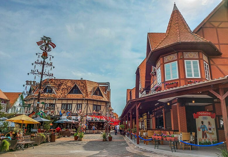 Onde ficar em Blumenau, uma cidade charmosa e aconchegante, localizada no estado de Santa Catarina, no Brasil.