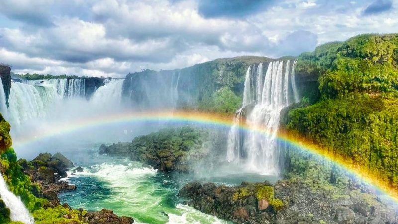 O que fazer em Foz do Iguaçu - na foto, a espetacular Cataratas do Iguaçu, no estado do Paraná, fronteira com Paraguai e Argentina.