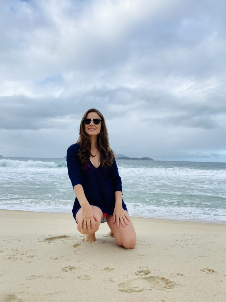 Guia do Rio de Janeiro - na foto, curtindo a maravilhosa Praia de Ipanema. (guia do Rio de Janeiro)