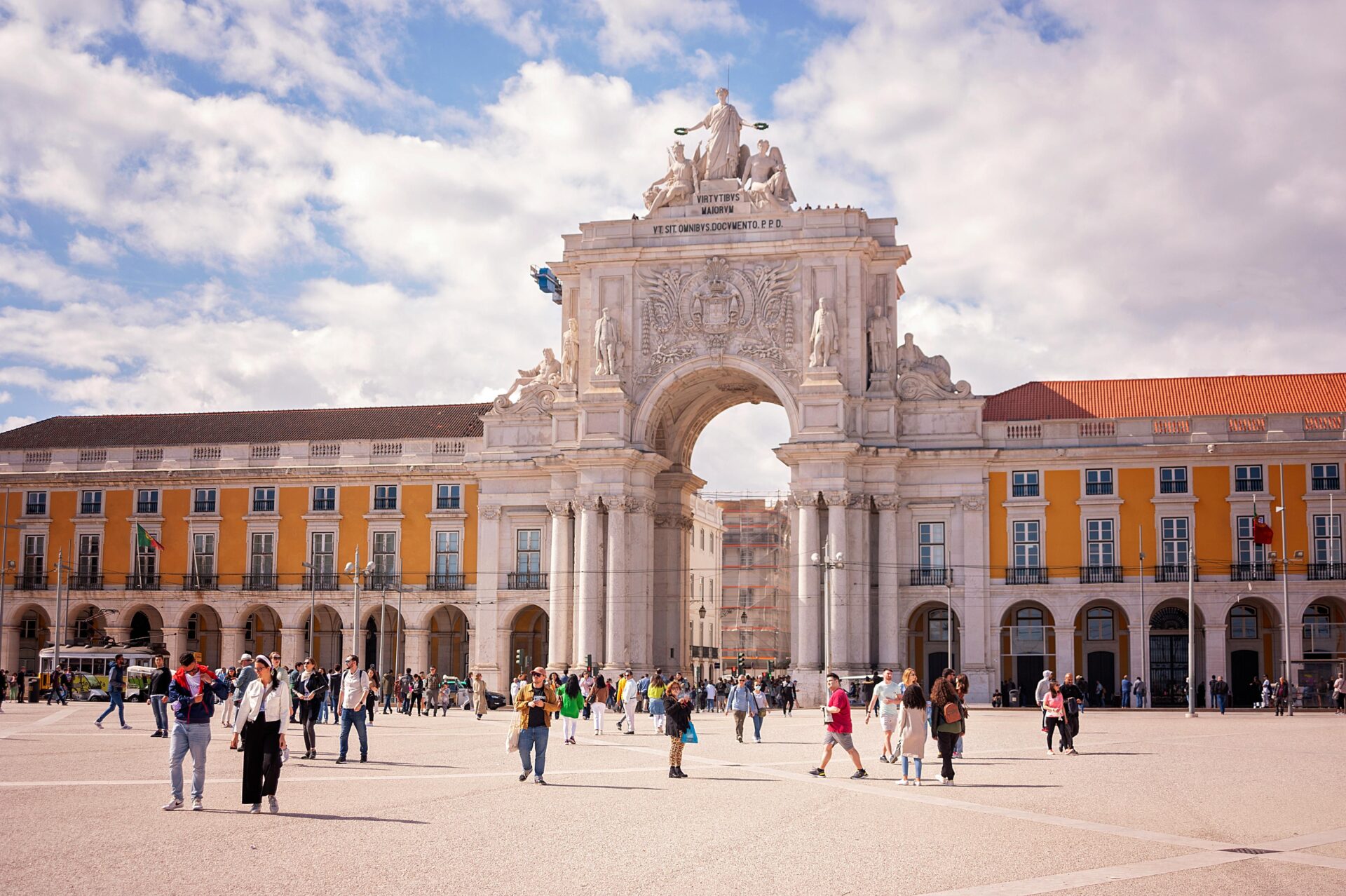 Lisboa, Portugal: descubra quais os países baratos para viajar