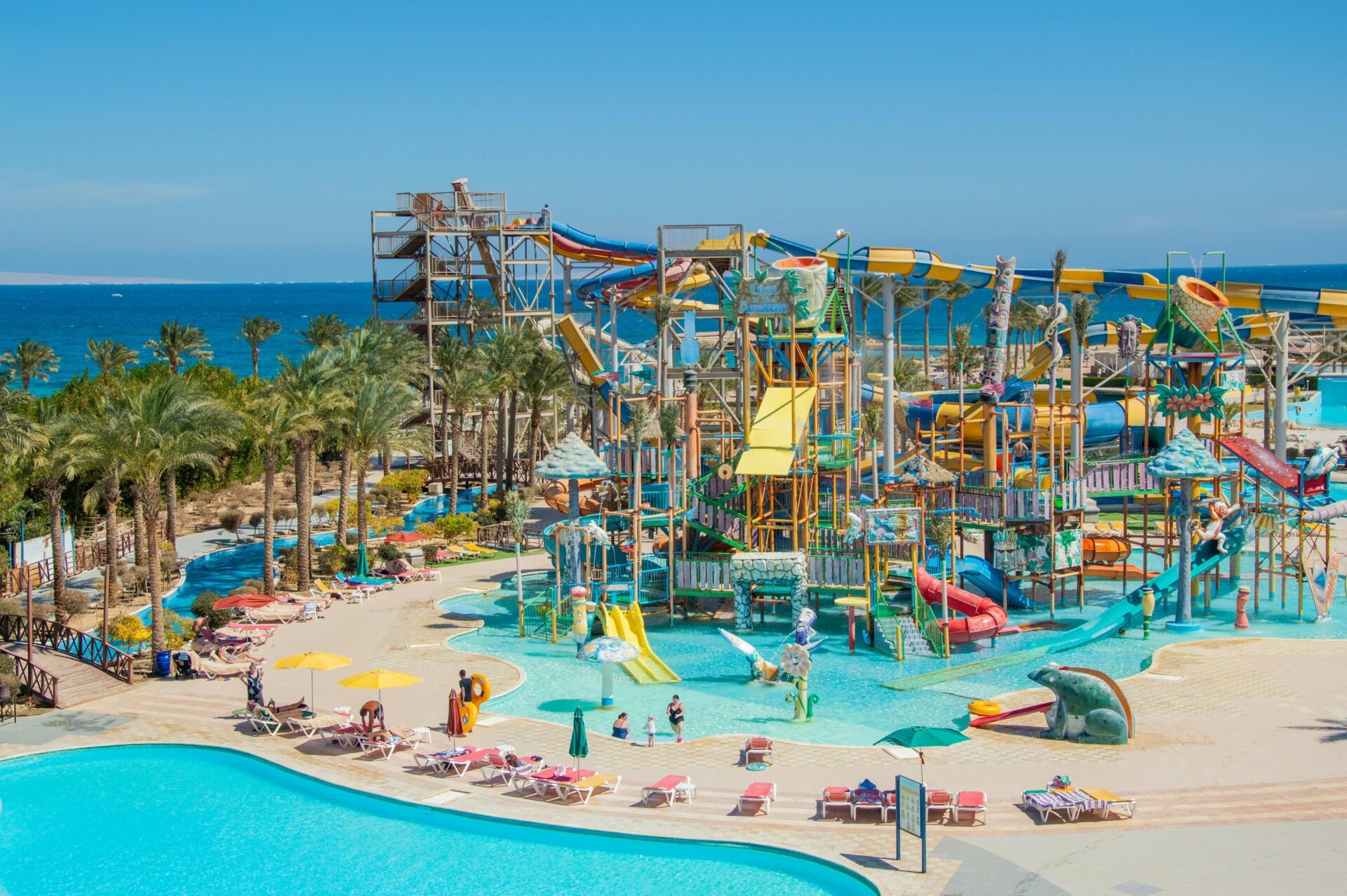 Os 6 Melhores Parques Aquáticos no Brasil para Conhecer
