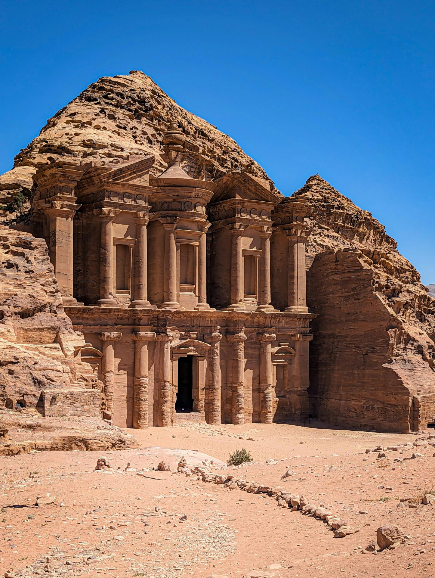 Petra, Jordânia - Destinos Diferentes para Conhecer