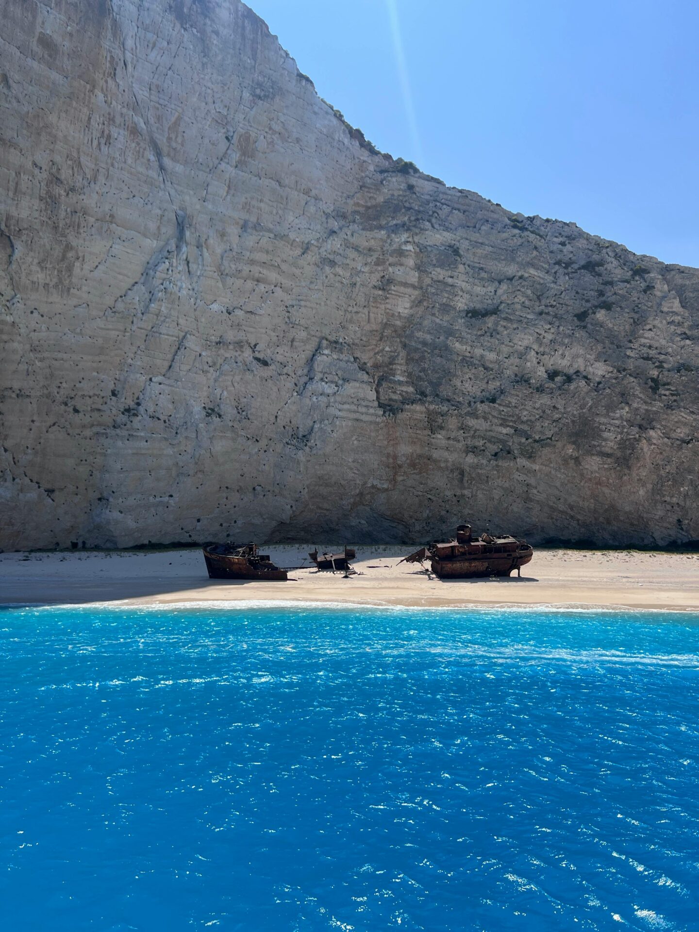Praia de Navagio, Grécia - Praias Paradisíacas no Mundo