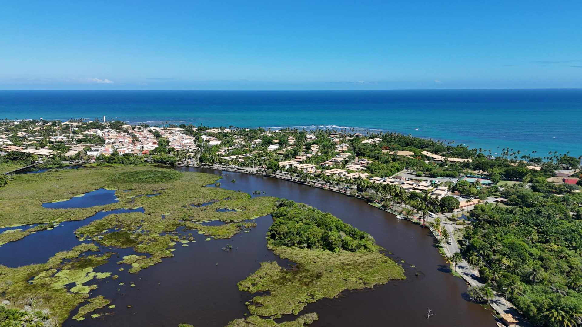 Praia do Forte - Bahia - Destinos no Brasil para Viajar nas Férias