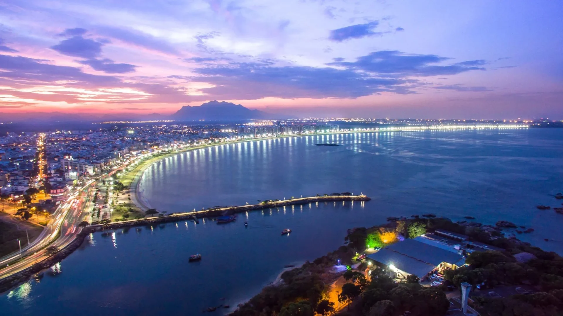 Vitória - Melhores Cidades do Espírito Santo para Conhecer