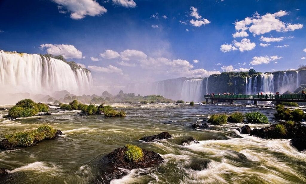 Foz do Iguaçu, no Paraná - Destinos mais buscados pelos Brasileiros