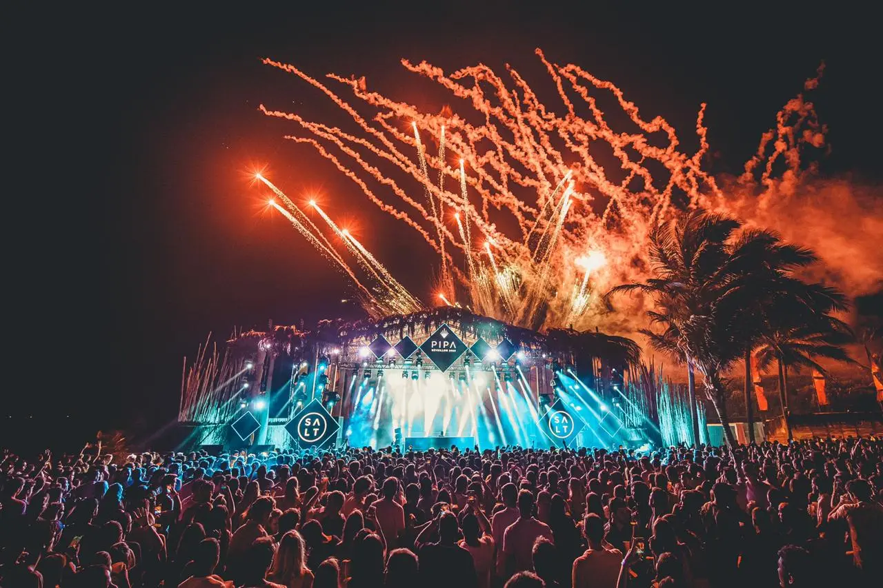 Os 10 melhores lugares para passar o réveillon 2025 no nordeste