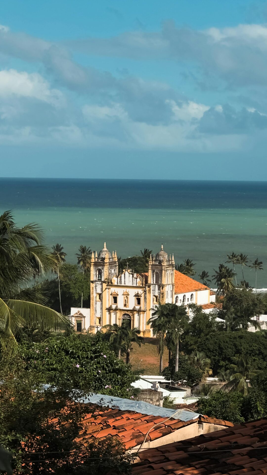 Olinda: O Carnaval Autêntico do Frevo e Maracatu
