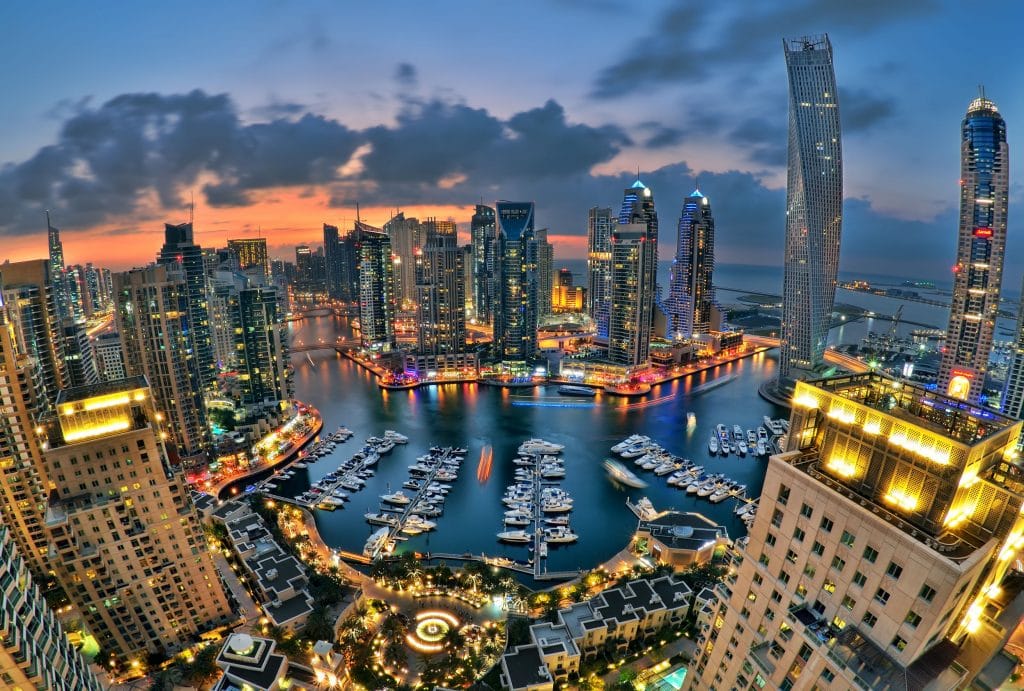 Como chegar em Dubai? Saiba quais as melhores formas e opções de como chegar em Dubai.