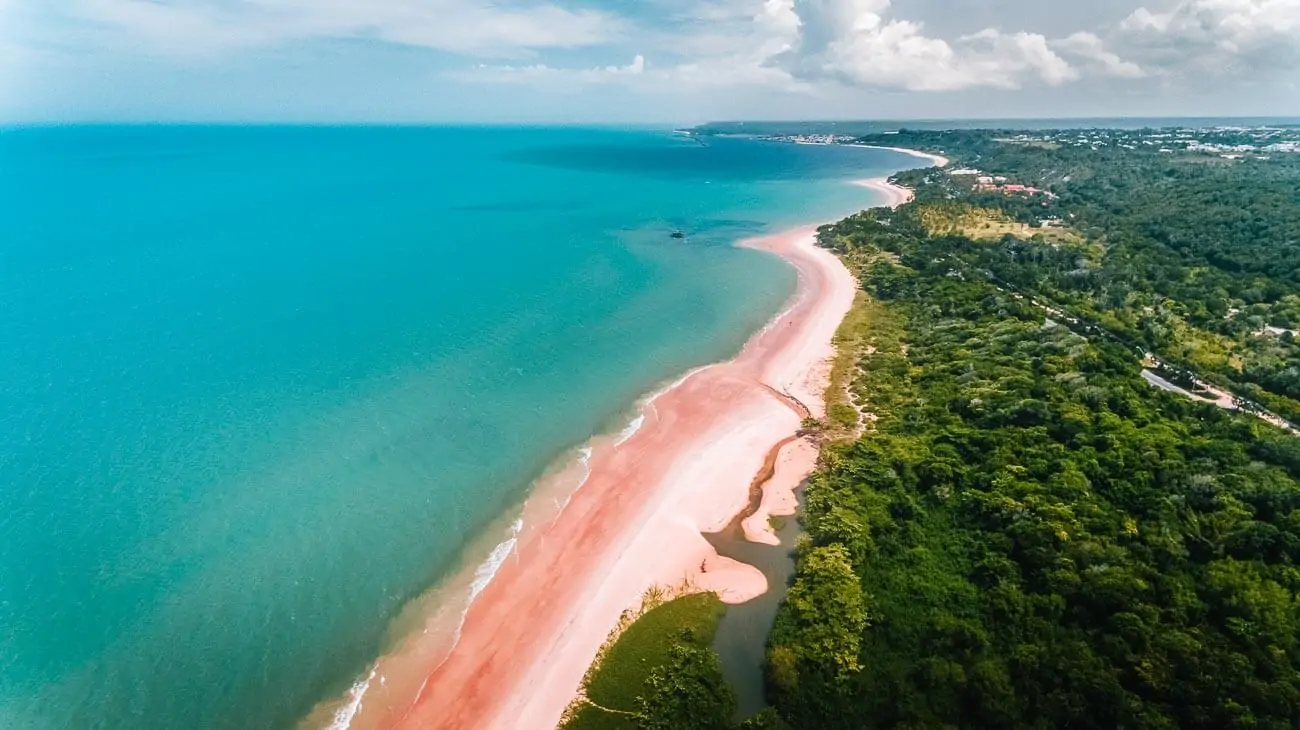 Quando ir em Porto Seguro? Aproveite as nossas dicas de viagem para conhecer a cidade de Porto Seguro, um dos melhores lugares para viajar na Bahia. Se apaixone por Porto Seguro Bahia.
