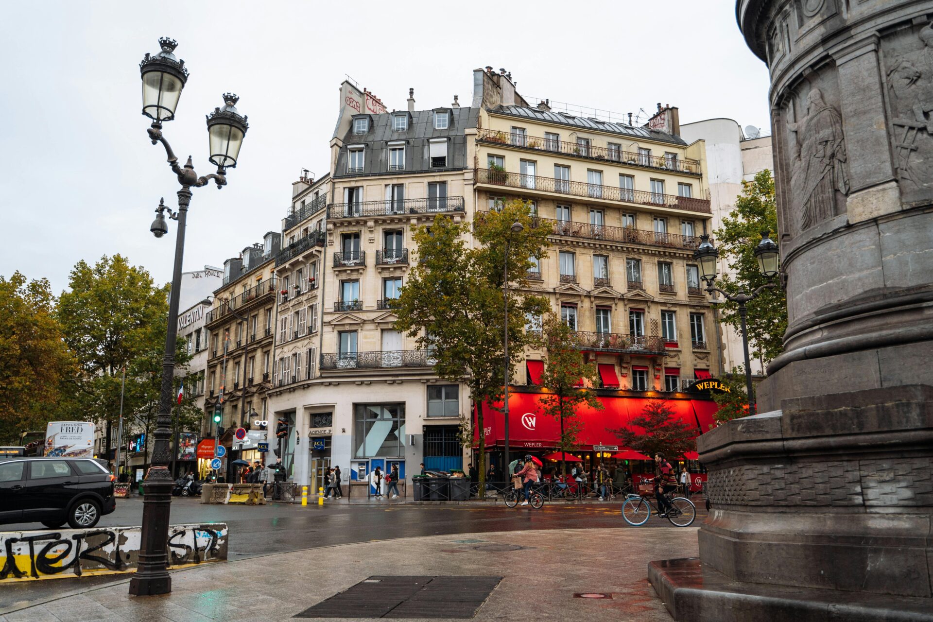 Pacote promocional para Paris: R$ 2276 por pessoa