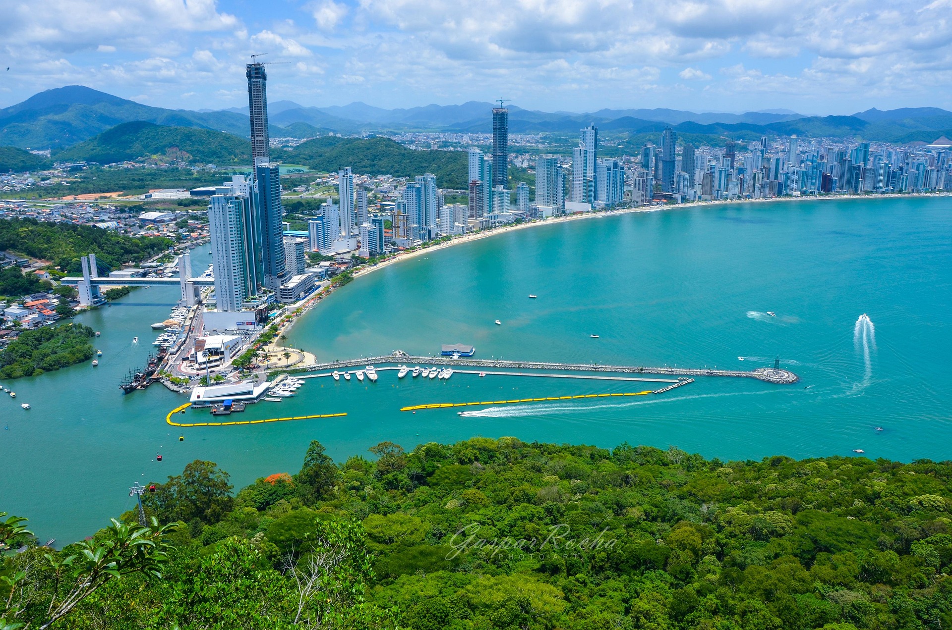 Promoção Pacote completo: Florianópolis + Balneário Camboriú