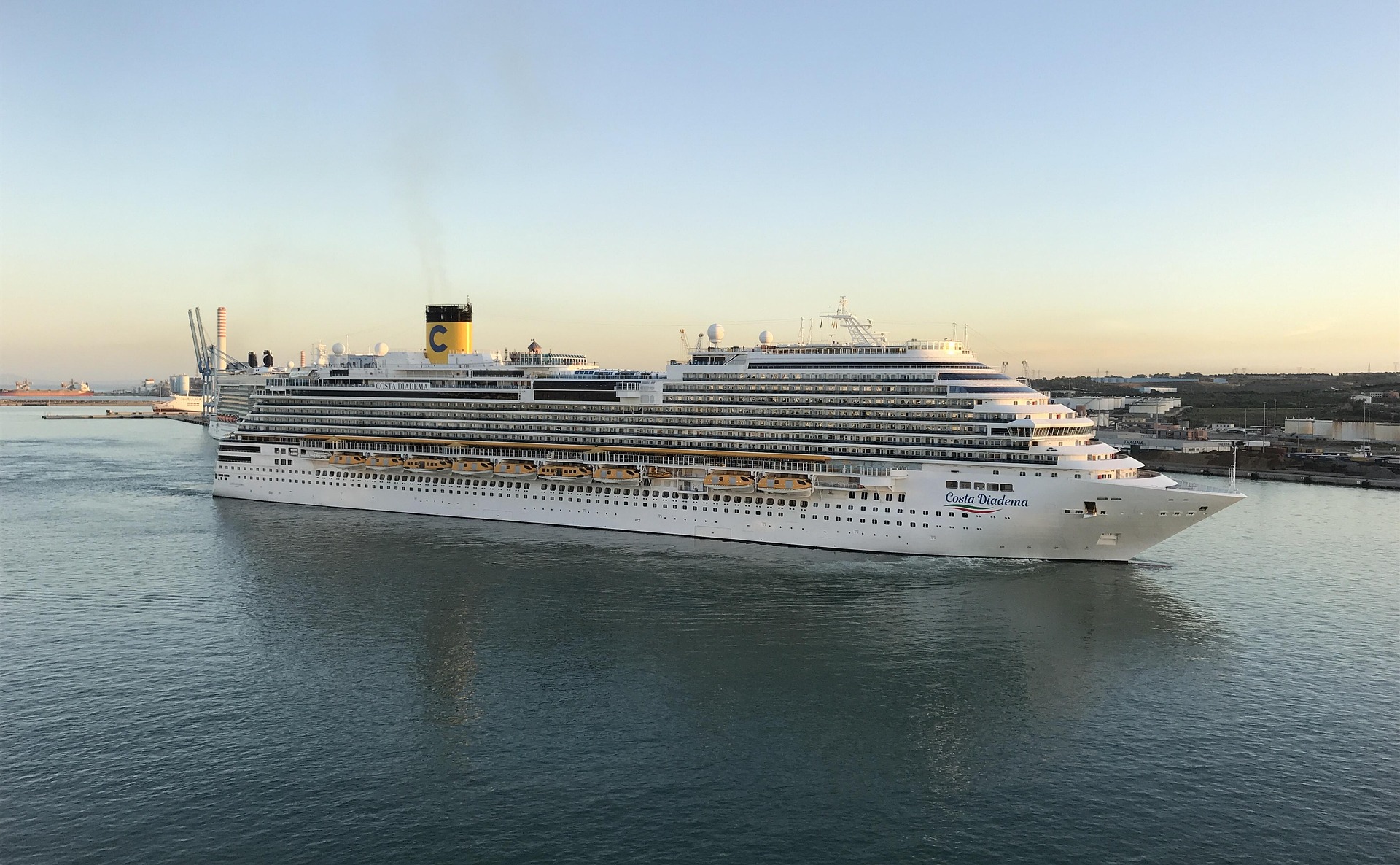 Promoção Cruzeiro de 4 dias – Costa diadema