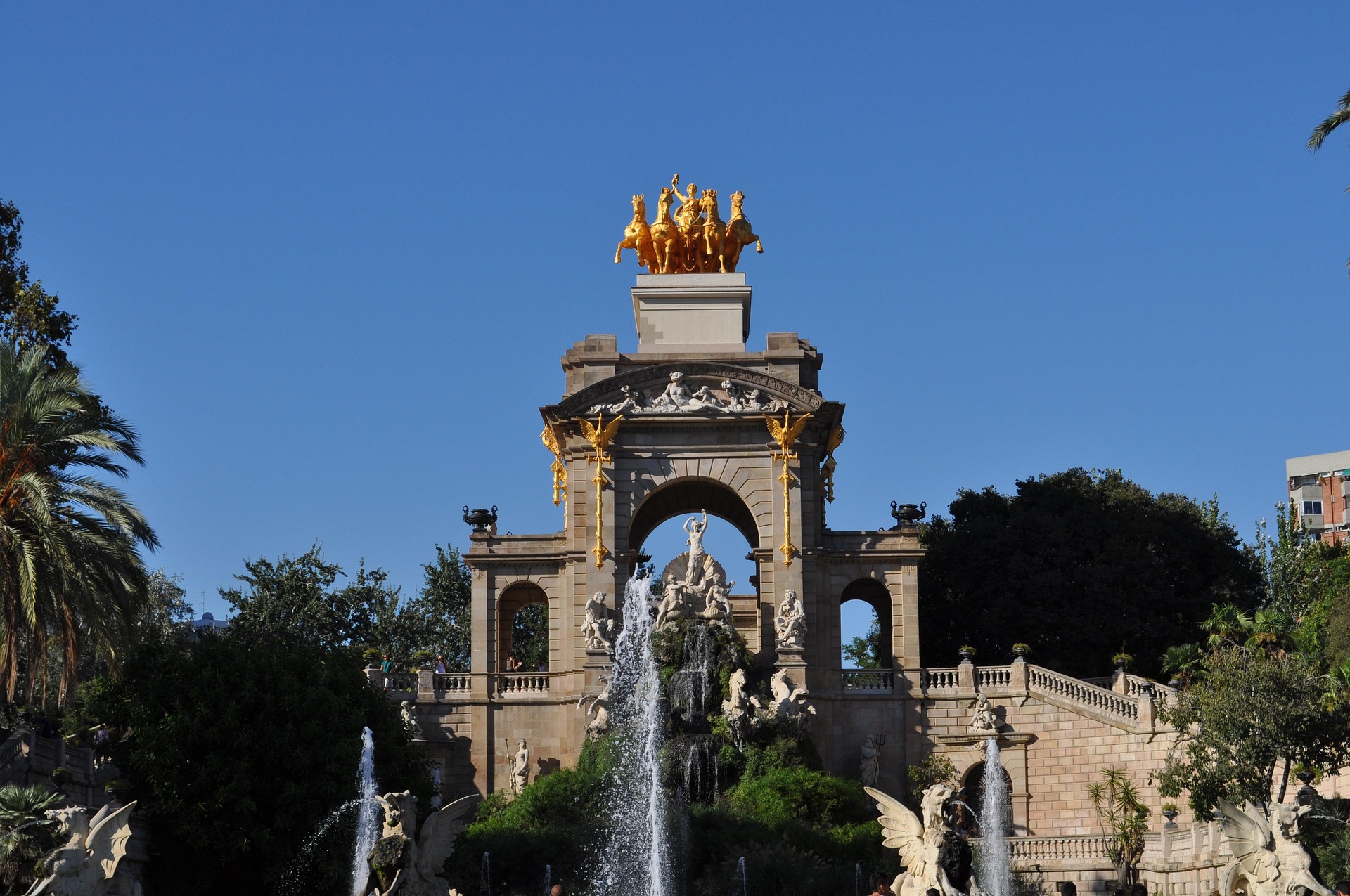 Promoção Passagem Aérea: Lisboa + Barcelona