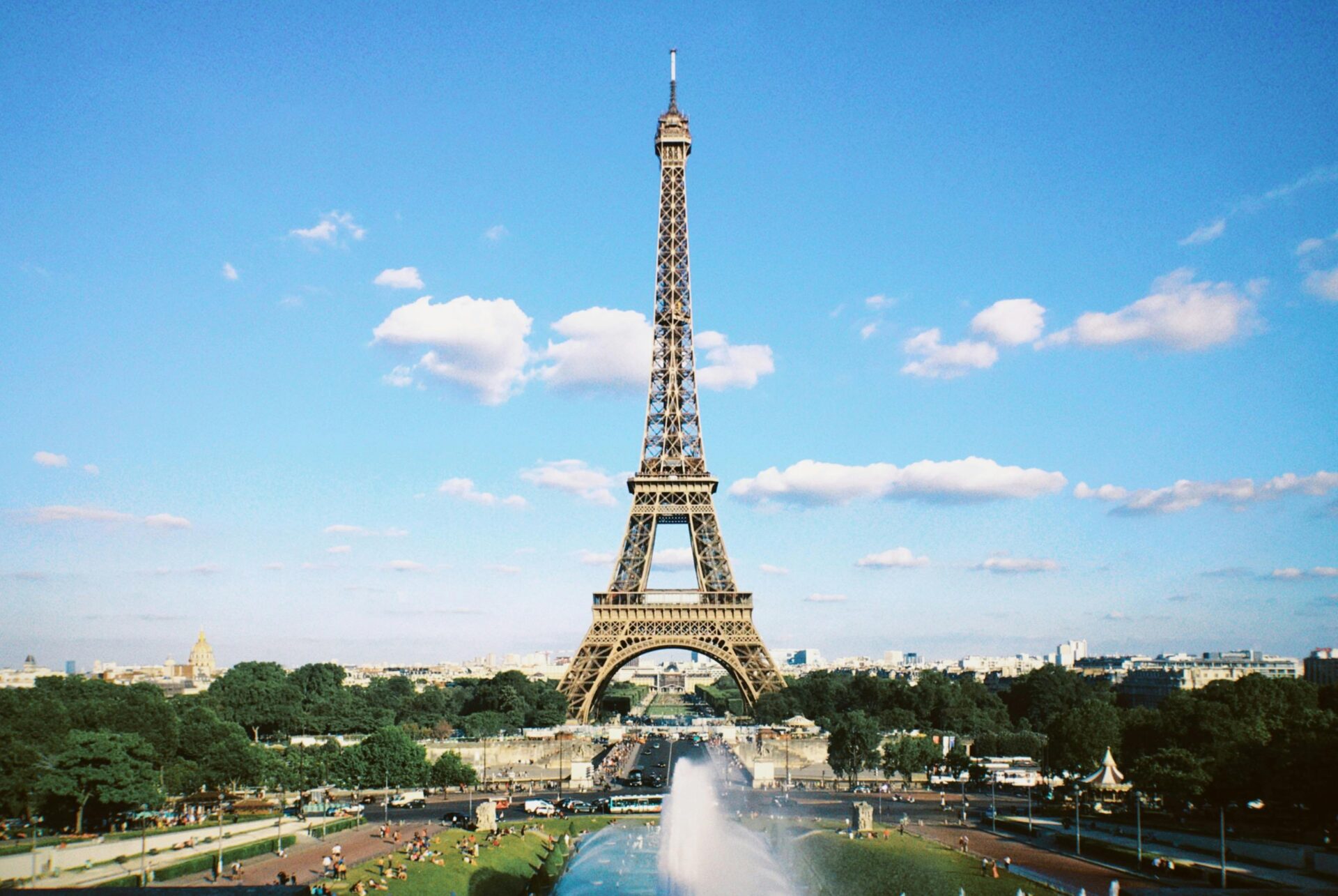 Pacote para Paris com datas flexíveis em até 12x