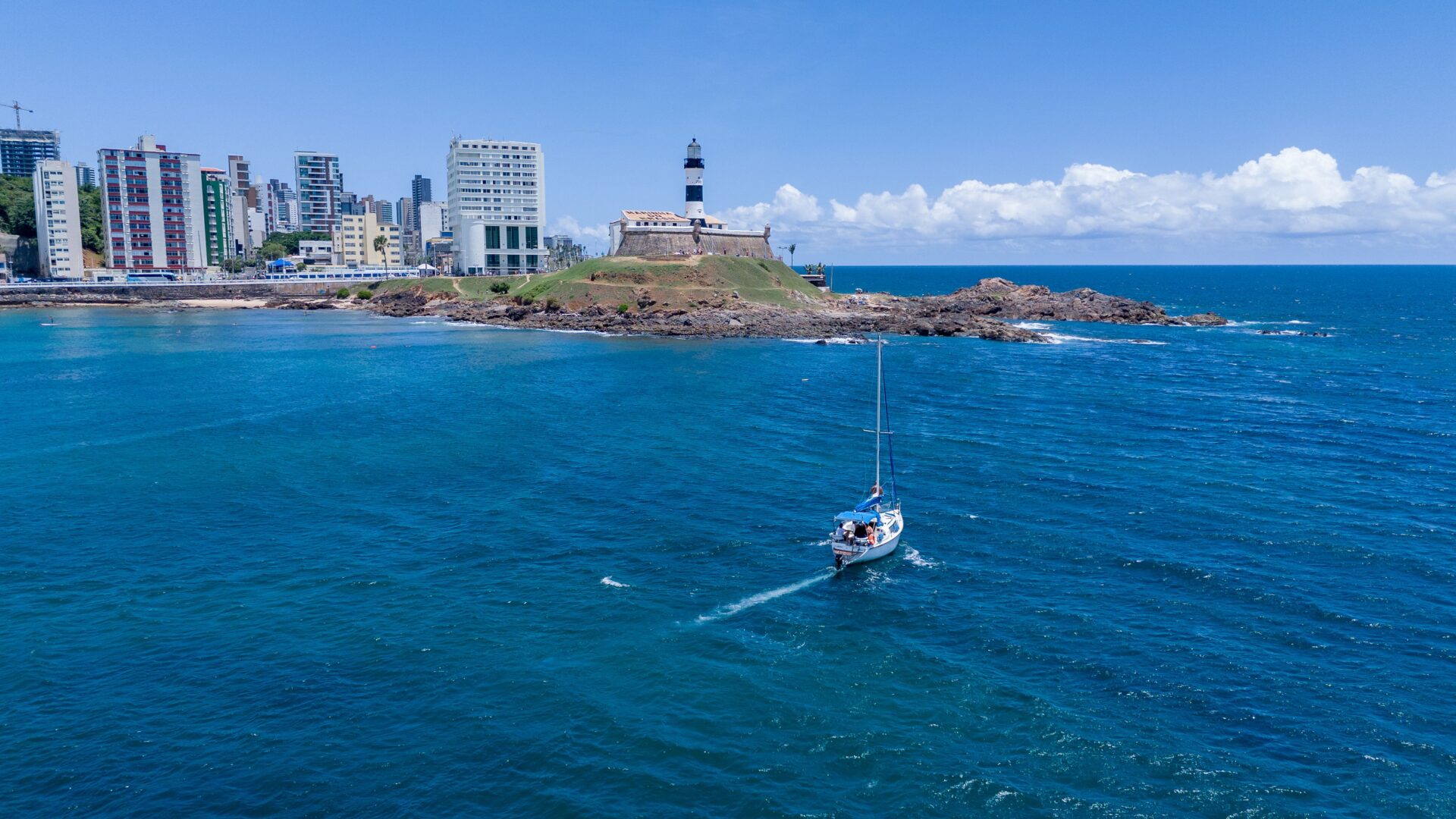 Pacote para Salvador Bahia por apenas R$ 764 por pessoa