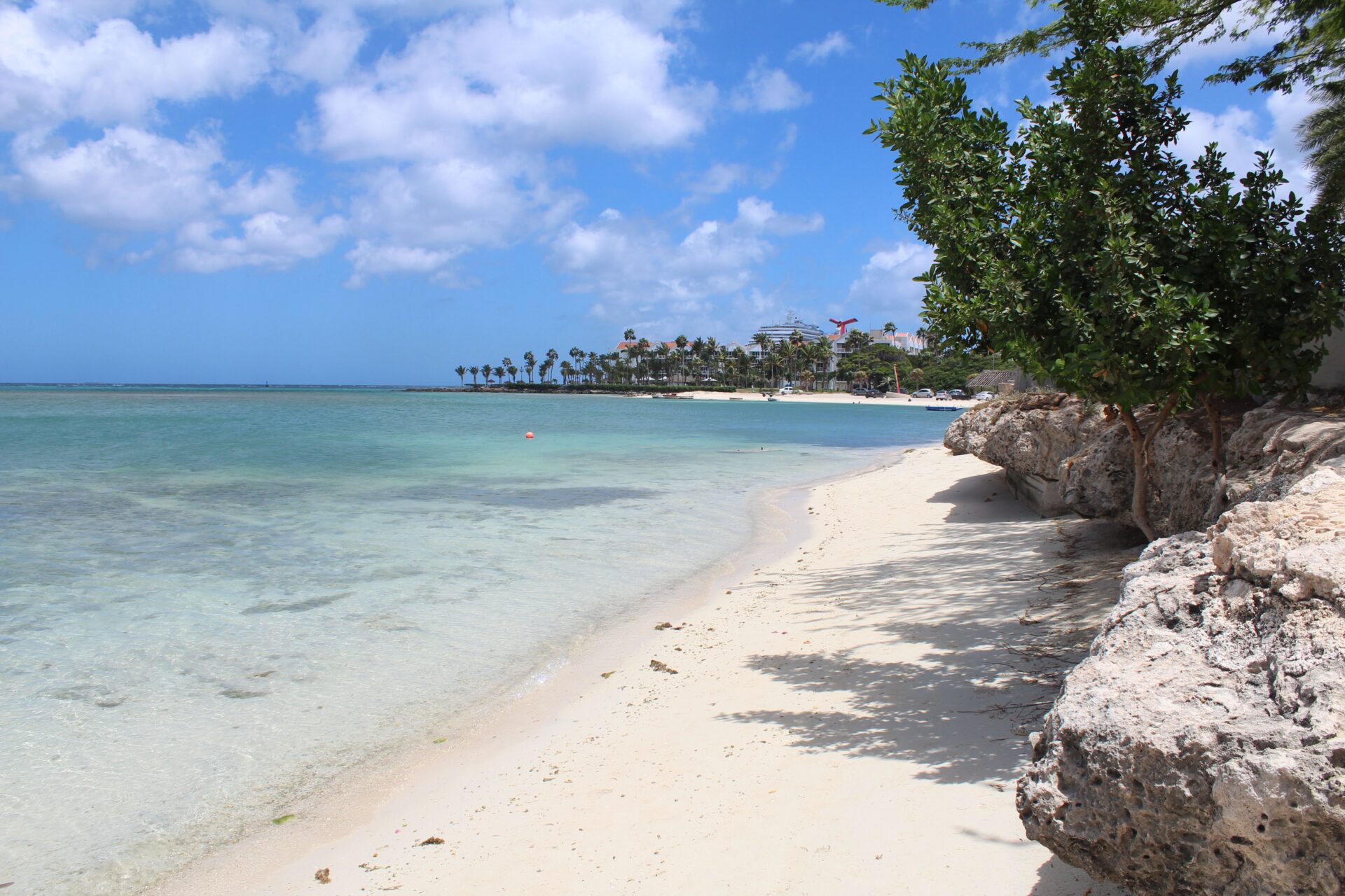 Voo ida e volta para Aruba promocional em até 12x