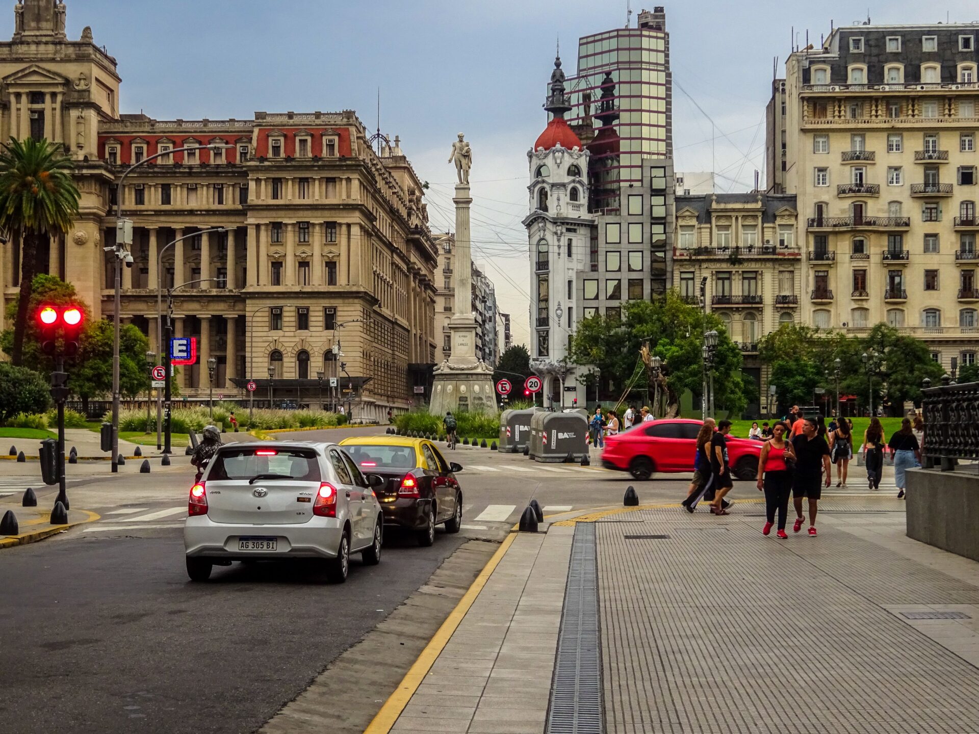 Voo ida e volta Buenos Aires por apenas R$ 986 por pessoa