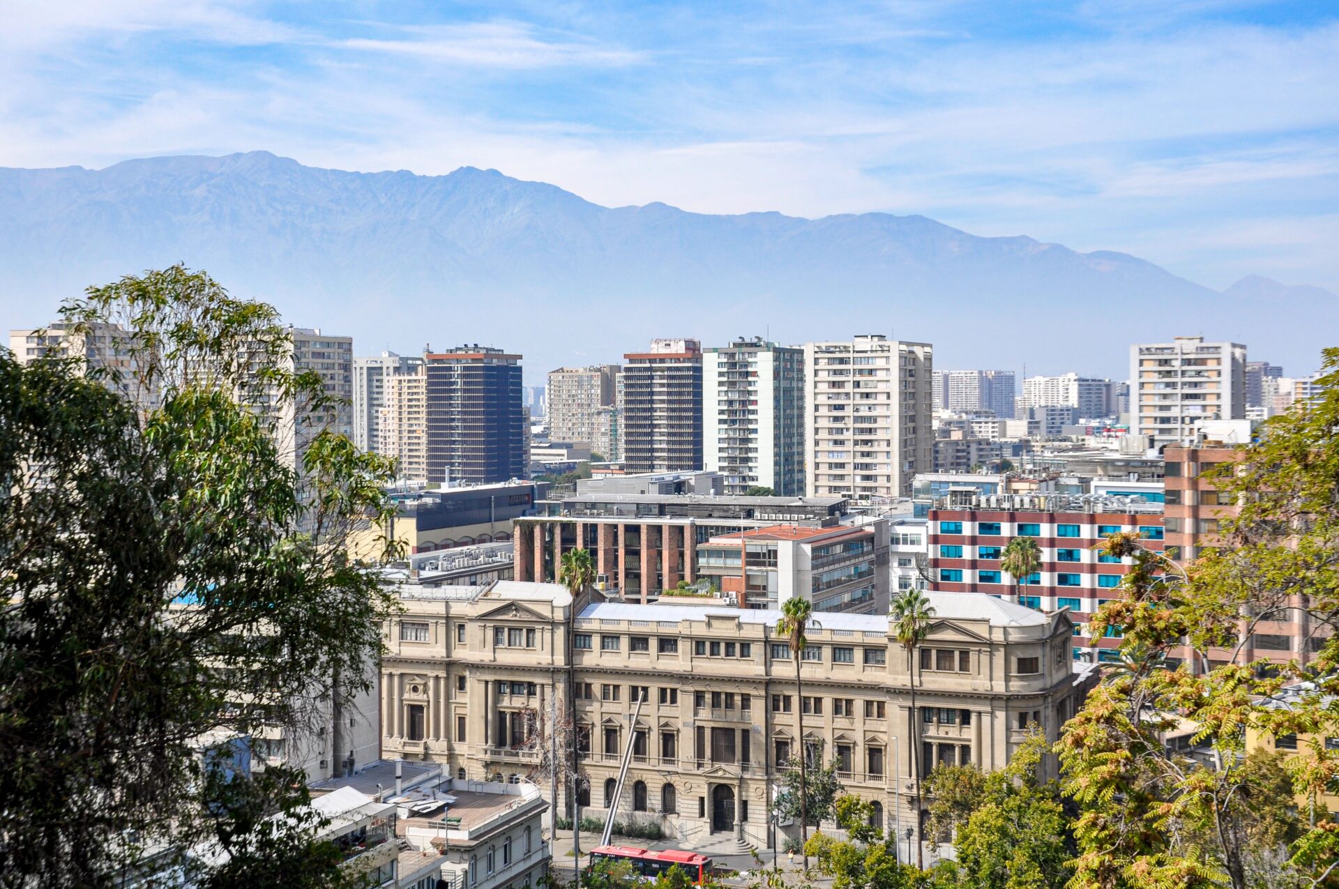 Pacote para Santiago por apenas R$ 1594 por pessoa