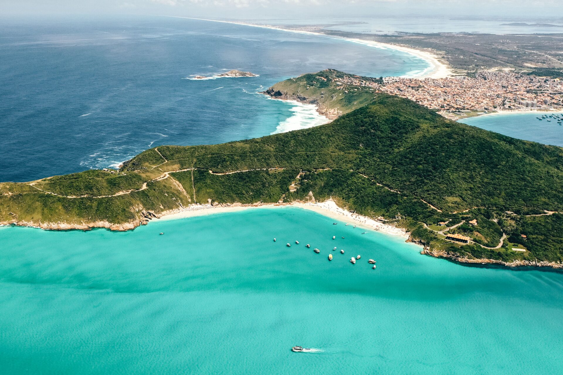 PROMO 9.9: pacote Cabo Frio por apenas R$ 978 por pessoa